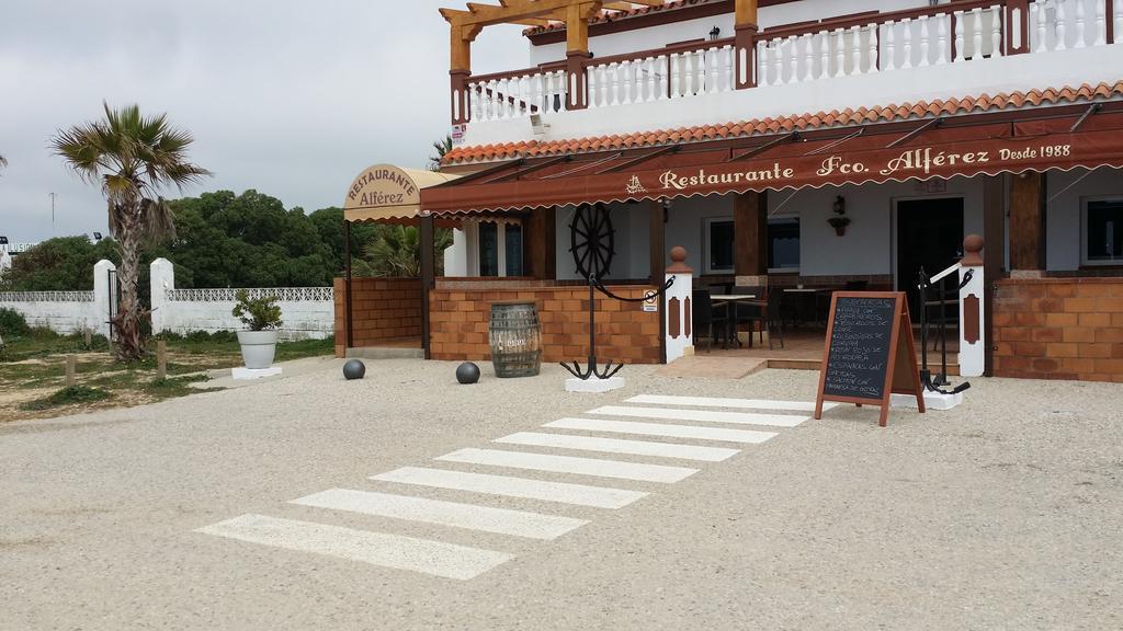 مْبيخير ذي لا فرونتيرا Hostal El Alferez المظهر الخارجي الصورة
