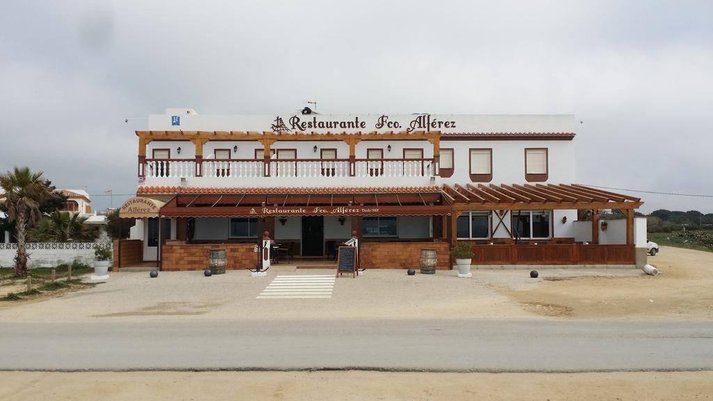 مْبيخير ذي لا فرونتيرا Hostal El Alferez المظهر الخارجي الصورة