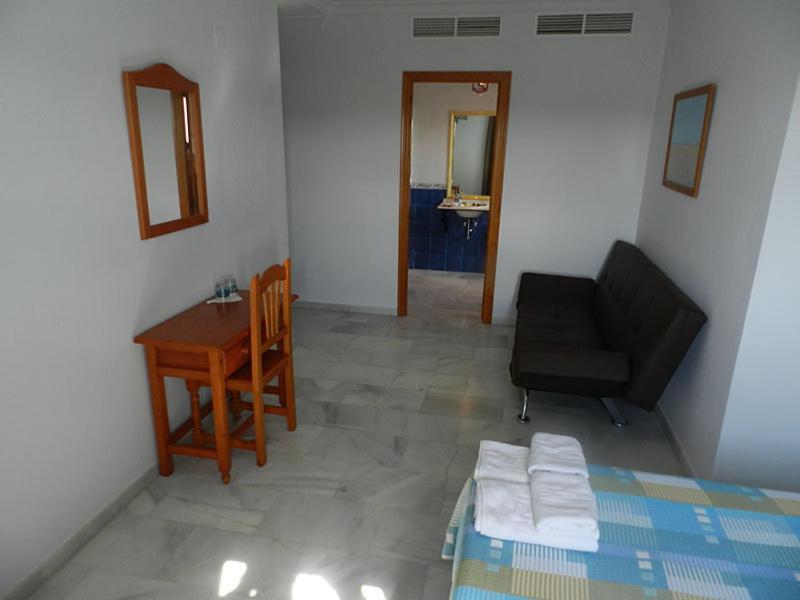 مْبيخير ذي لا فرونتيرا Hostal El Alferez المظهر الخارجي الصورة